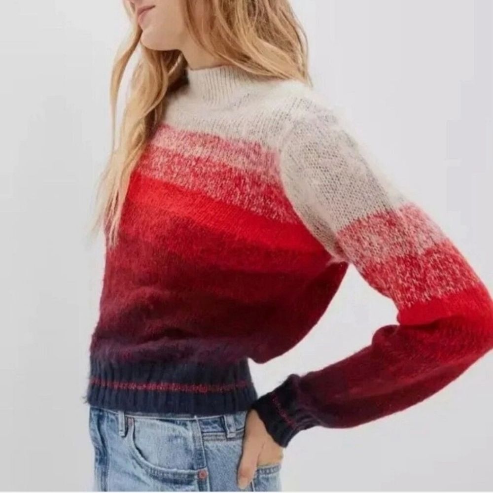 American Eagle Ombre Tan Red Blue Stripe Mock Neck Cozy Sweater - Size Medium - Picture 2 of 13